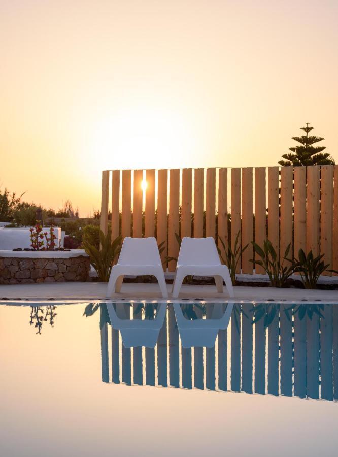 Amor Hideaway Villas ฟิรา ภายนอก รูปภาพ